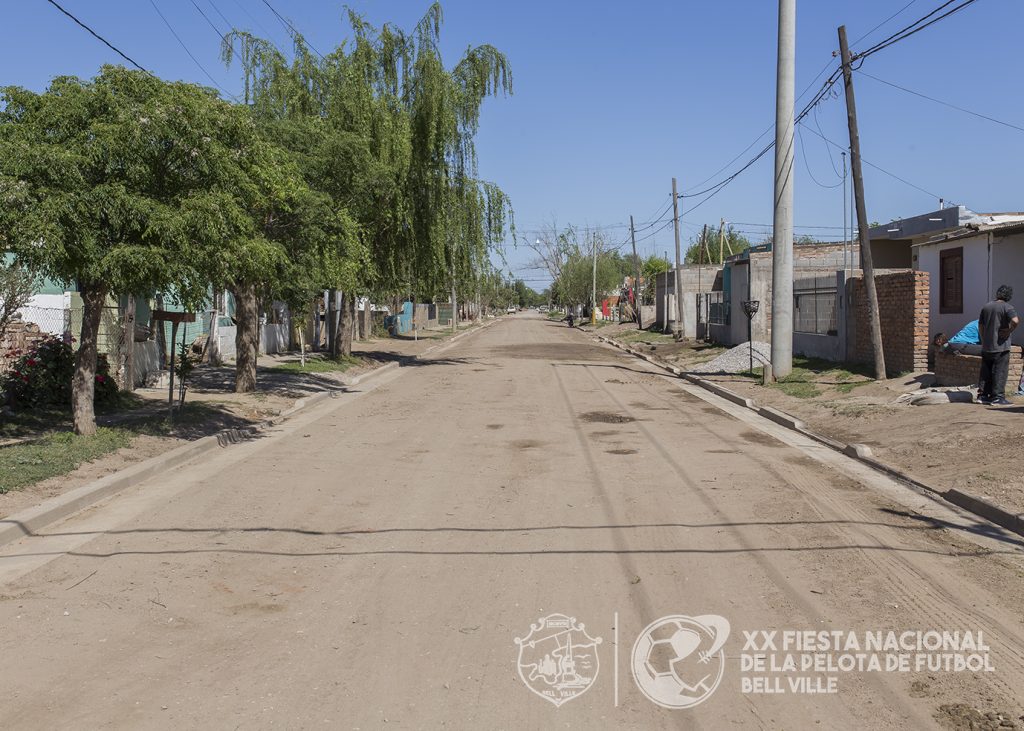 Otra cuadra de la ciudad ya cuenta con cordón cuneta