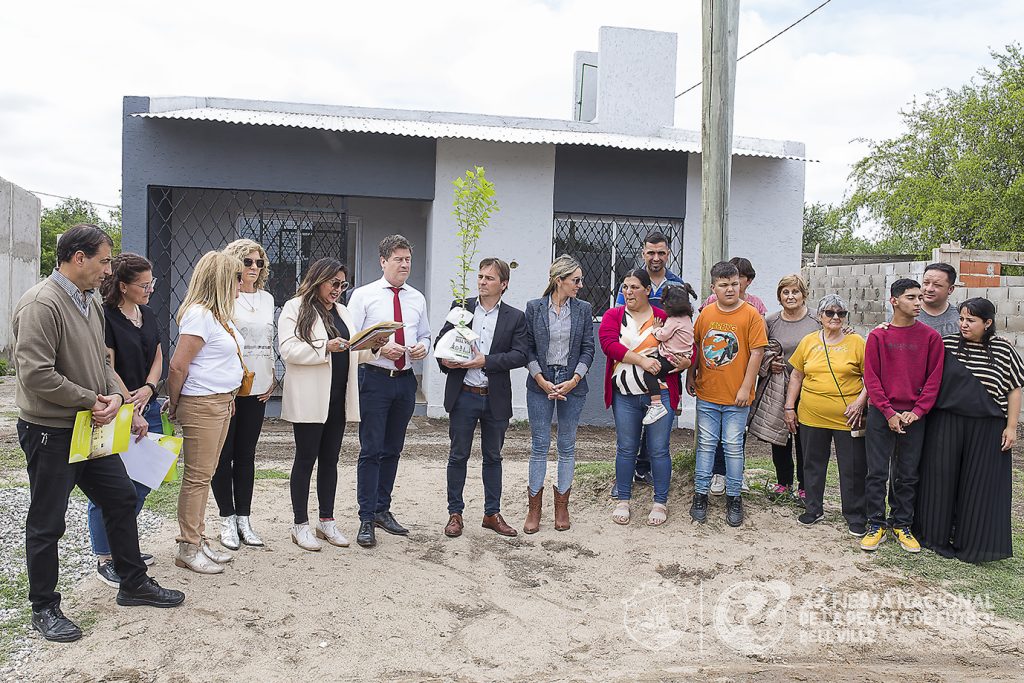 Se entregaron dos viviendas sociales del programa municipal “Construyamos Juntos”