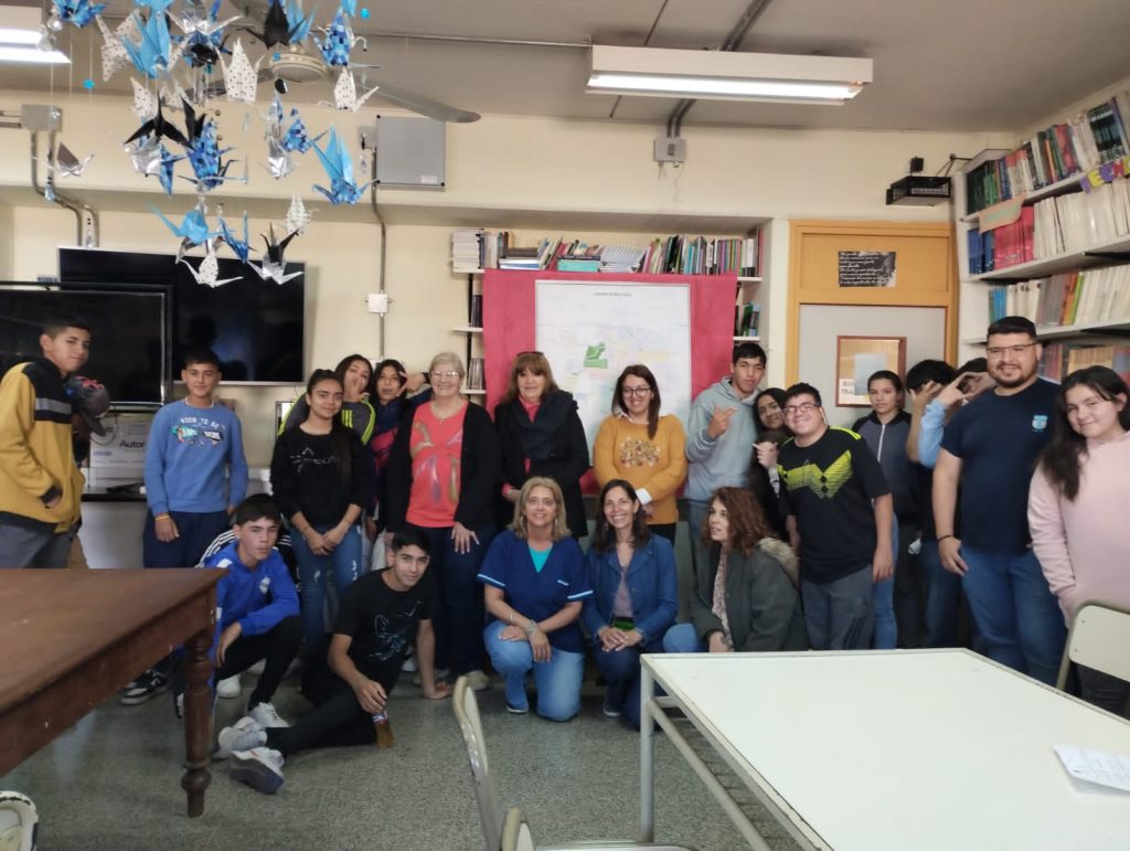 El funcionamiento de los Centros Vecinales fue explicado a alumnos de la Escuela Moyano de Sastre