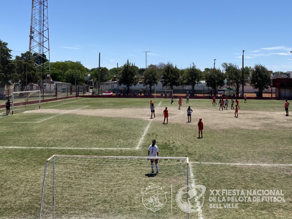 Más de 200 niñas participaron del encuentro de Fútbol Femenino Infantil por la Fiesta de la Pelota de Fútbol