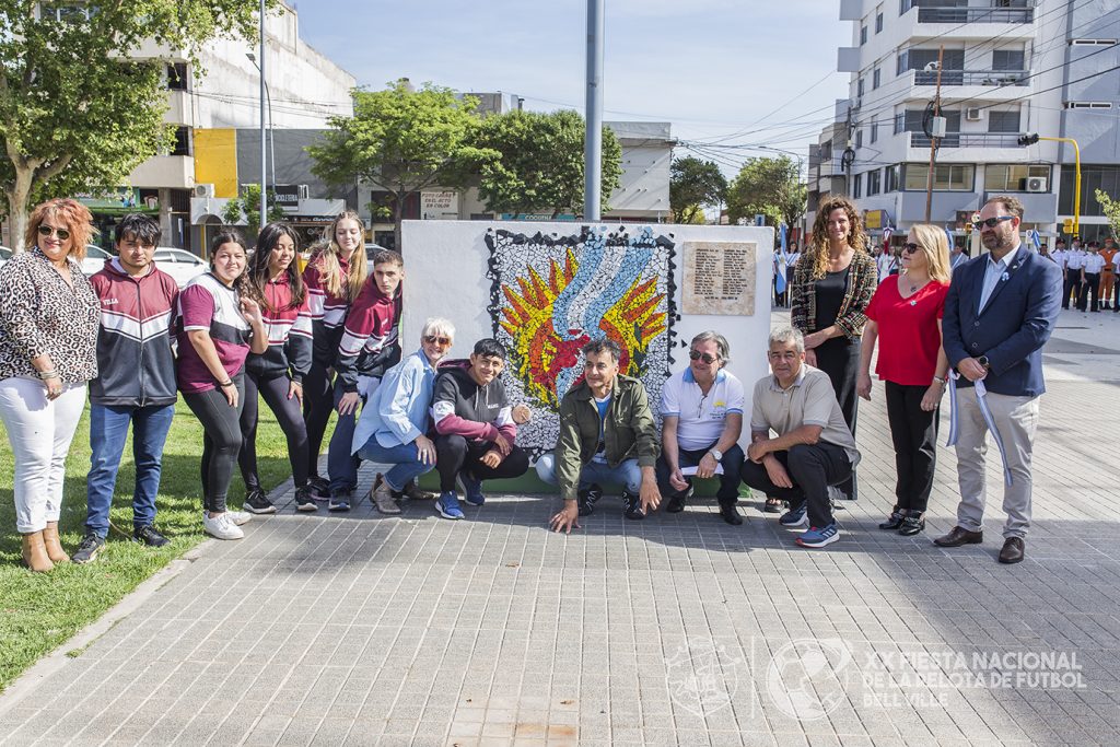 En mosaiquismo quedó reflejado otro reconocimiento a nuestros héroes de Malvinas