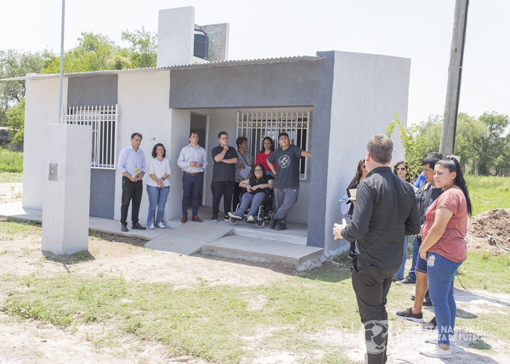 Se entregaron este mediodía otras dos viviendas del Programa Construyamos Juntos