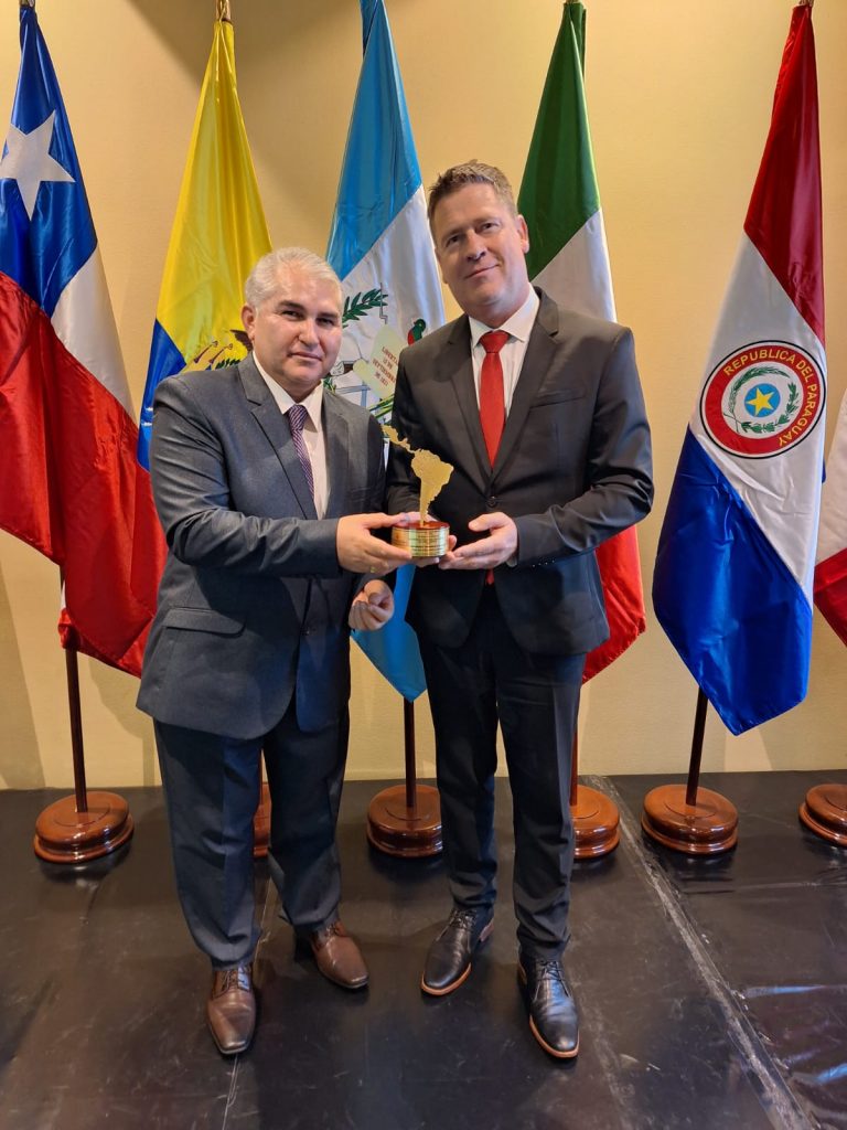 Alcances de la Resolución por el valioso reconocimiento latinoamericano al Dr. Briner