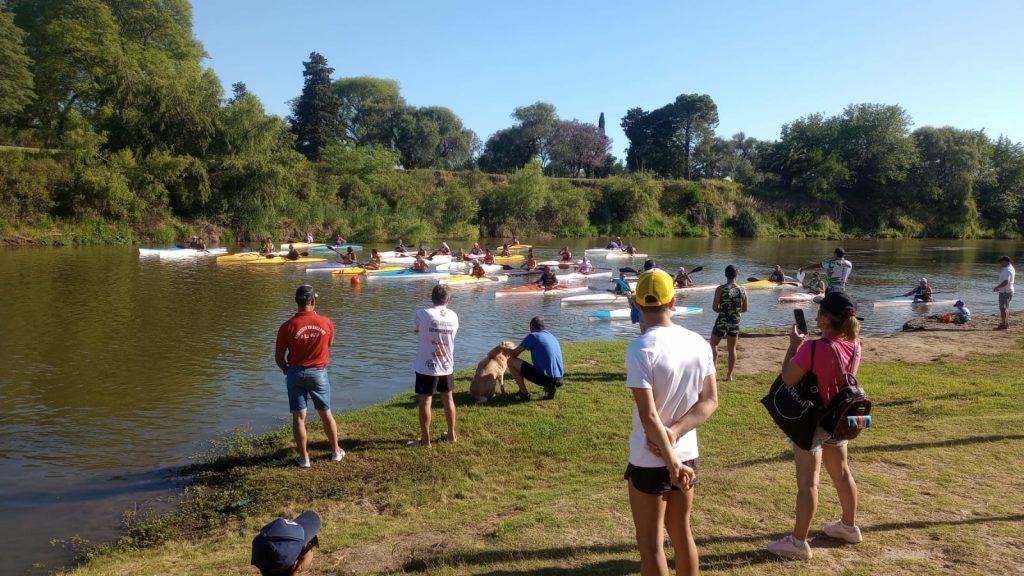 El Tetratlón Bell Ville se supera en cada edición, dejando a los atletas el compromiso de volver