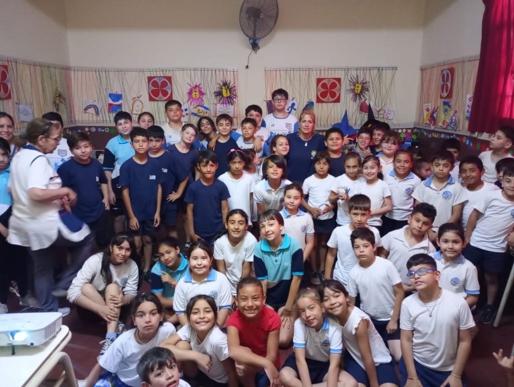 Escuelas siguen abriendo puertas para clases de Educación Vial