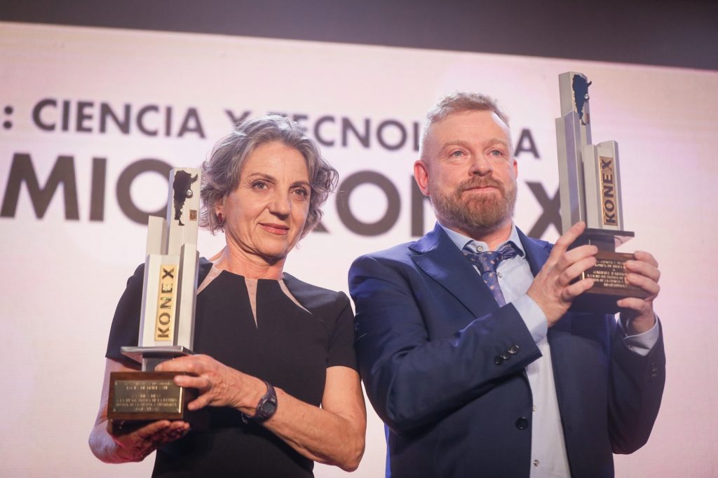 Se agiganta el orgullo bellvillense: Sandra Díaz recibió el Premio Konex de Brillante