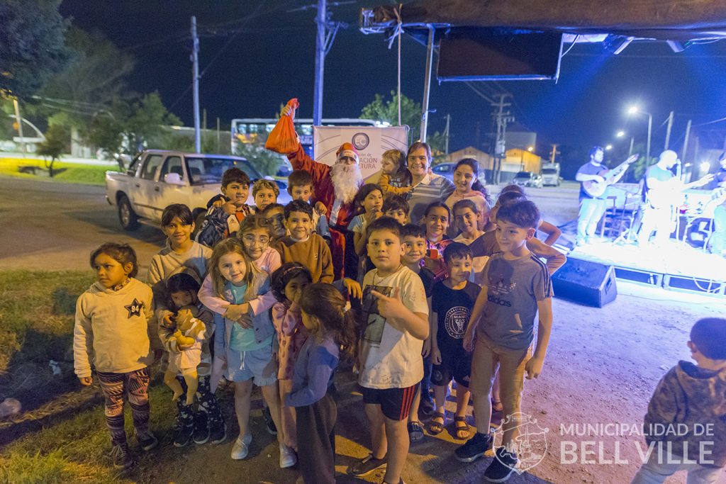 En Villa Carlitos “Cultura Rodante” comenzó su gira artística por la ciudad
