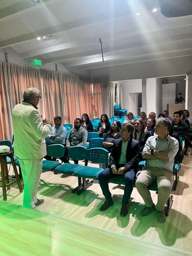 Nuevo curso de capacitación para personal de Registros Civiles de la región