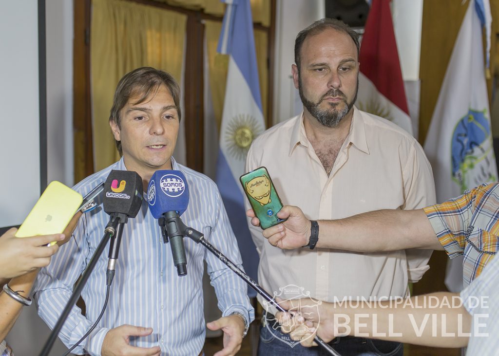 “No se amplió la planta política”, aseguró el intendente Juan Manuel Moroni