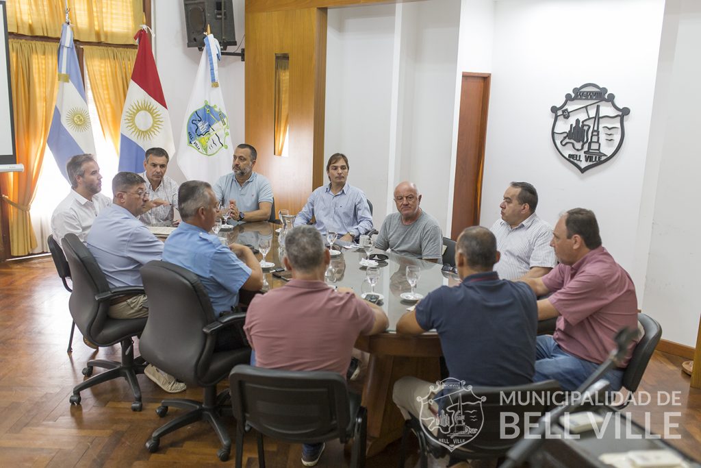 A solicitud del jefe municipal se reunieron responsables de entidades que conforman Defensa Civil