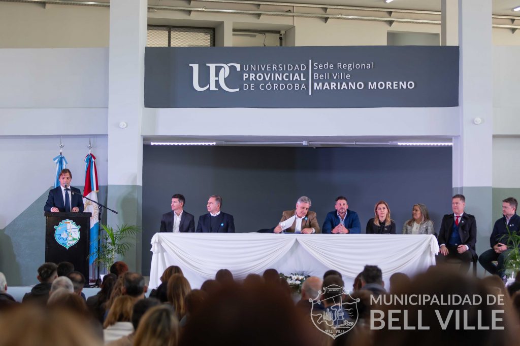 La ciudad vivió un día histórico en materia educativa, con la inauguración de dos edificios y la sede regional de la UPC