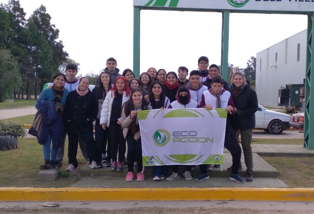 Nuestros jóvenes se interesan por el cuidado del medio ambiente con iniciativas municipales