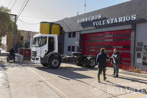 El Concejo Deliberante aprobó la cesión en comodato del camión 0km a Bomberos