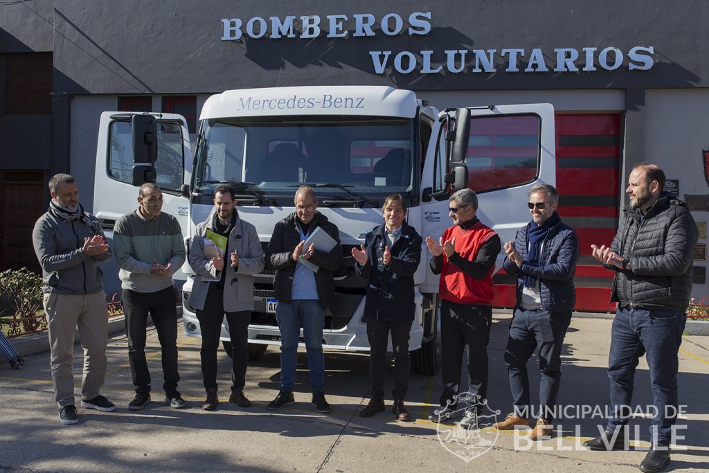 Bomberos Voluntarios ya cuenta con el camión 0km donado por el municipio y la comunidad