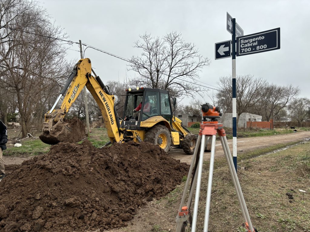 Continúa la obra de ampliación de la red de cloacas