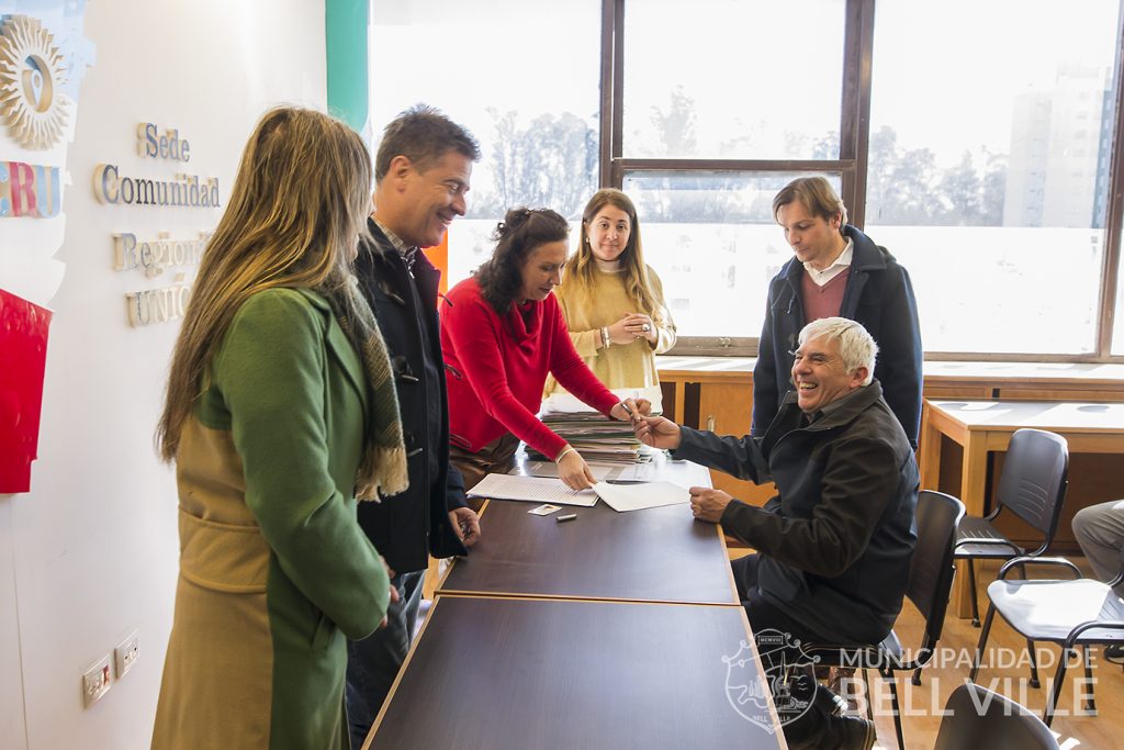 A 30 años de la entrega, hoy comenzó la escrituración de las viviendas de Barrio Jardín