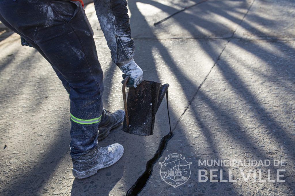 En los próximos días se iniciará un nuevo sellado en juntas en más de 80 calles con hormigón