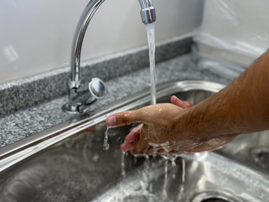 Se extenderá la red de agua potable en un tramo de pasaje Garbani