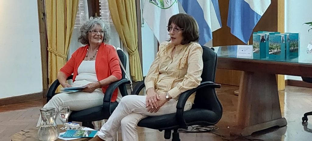 Liliana Garaffo presentó su libro “Poemas de Agua”