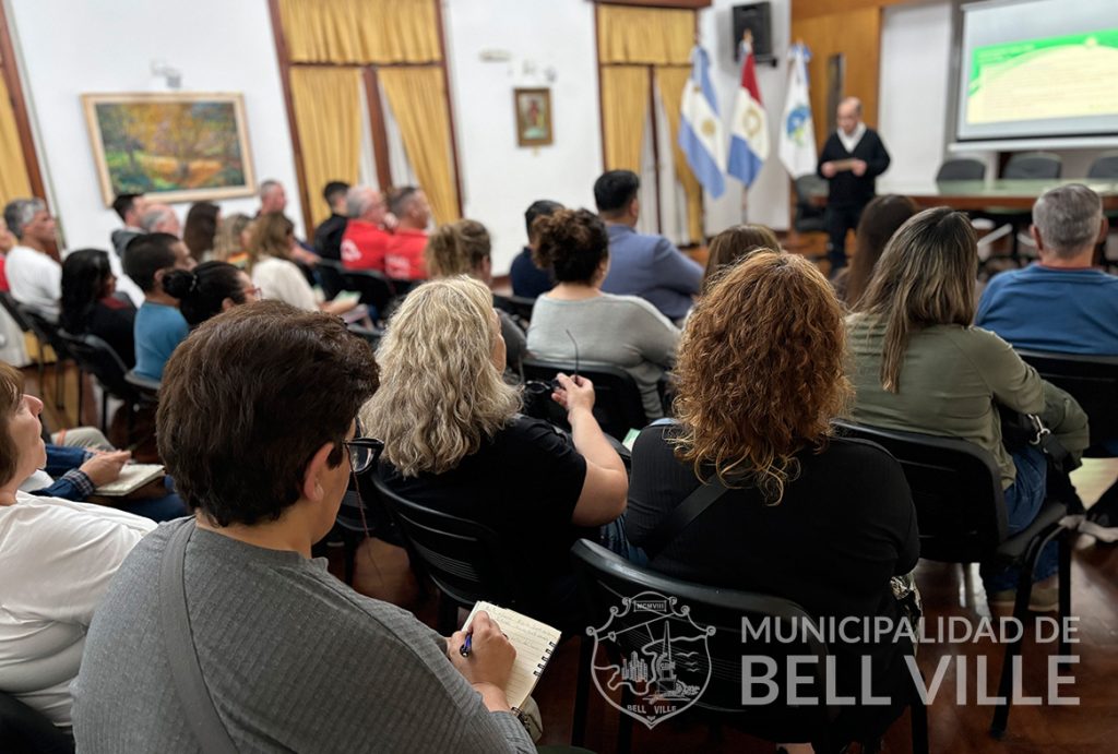 Notable interés de instituciones por participar del tradicional desfile aniversario de la ciudad