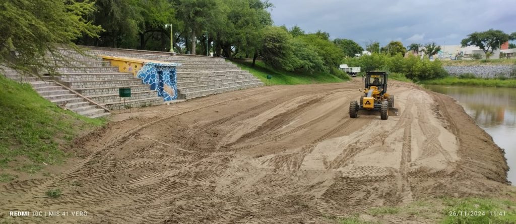 Reacondicionan la playa del balneario Paso de la Arena en la Reserva Natural Tau