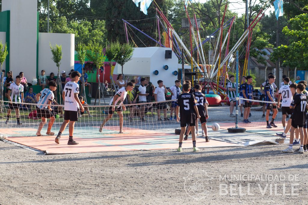 Las canchas de Fútbol-Tenis fueron un gran atractivo en el Paseo de la Pelota