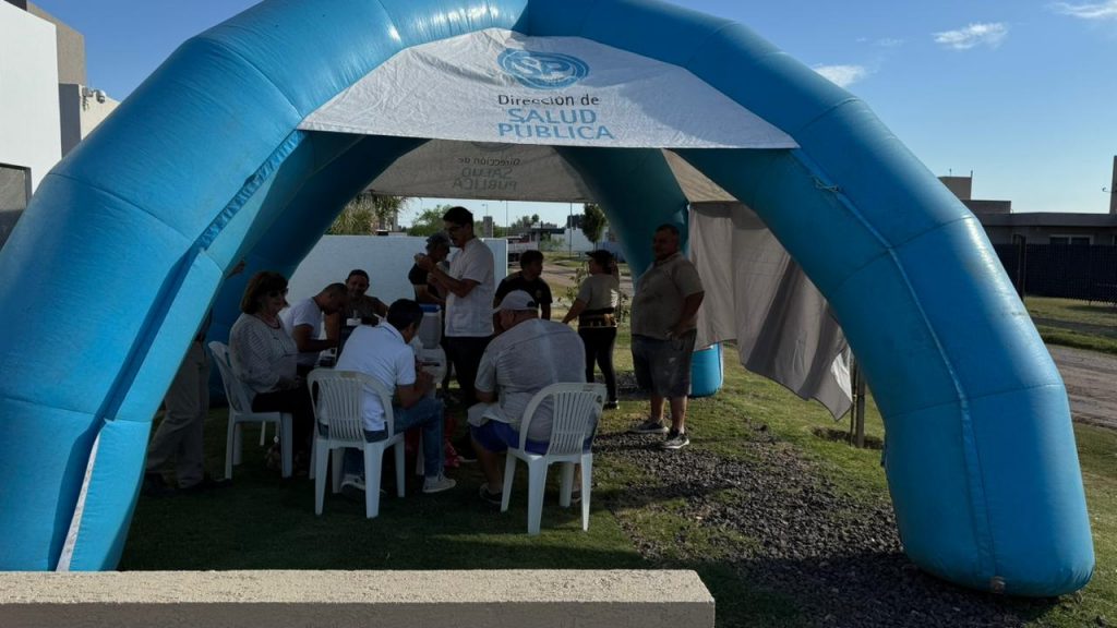 Con el acompañamiento de los vecinos, sigue la vacunación en los barrios contra la Fiebre Hemorrágica Argentina