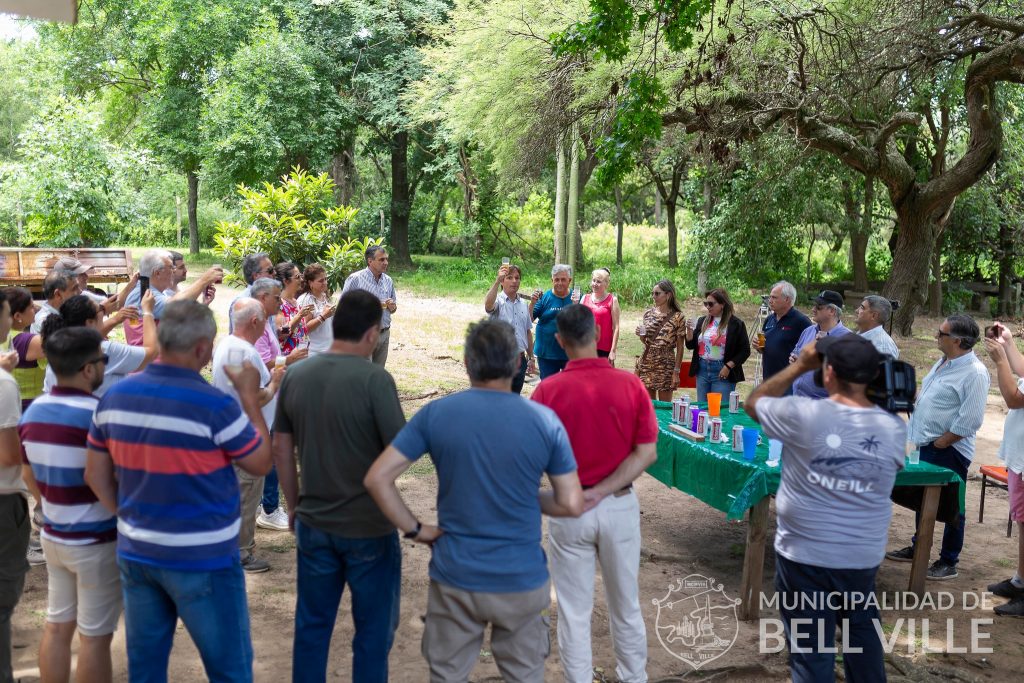 El intendente reunió a periodistas locales por el brindis de fin de año