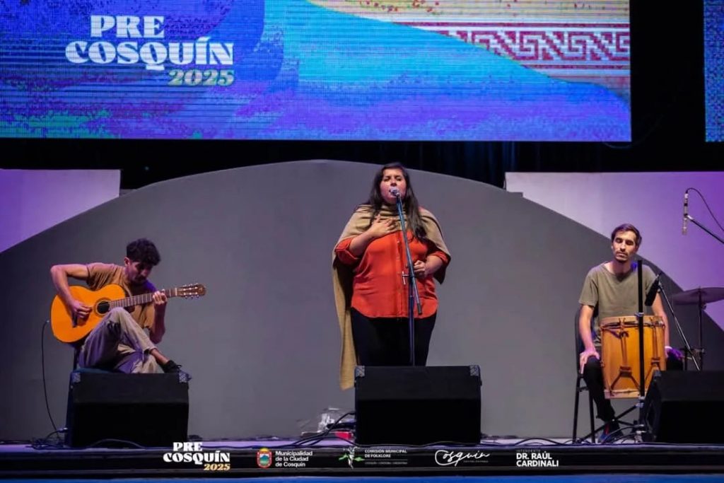 Camila Pino, como solista vocal, ganó el Pre Cosquín y actuará en la tercera luna del festival mayor el 27 de este mes