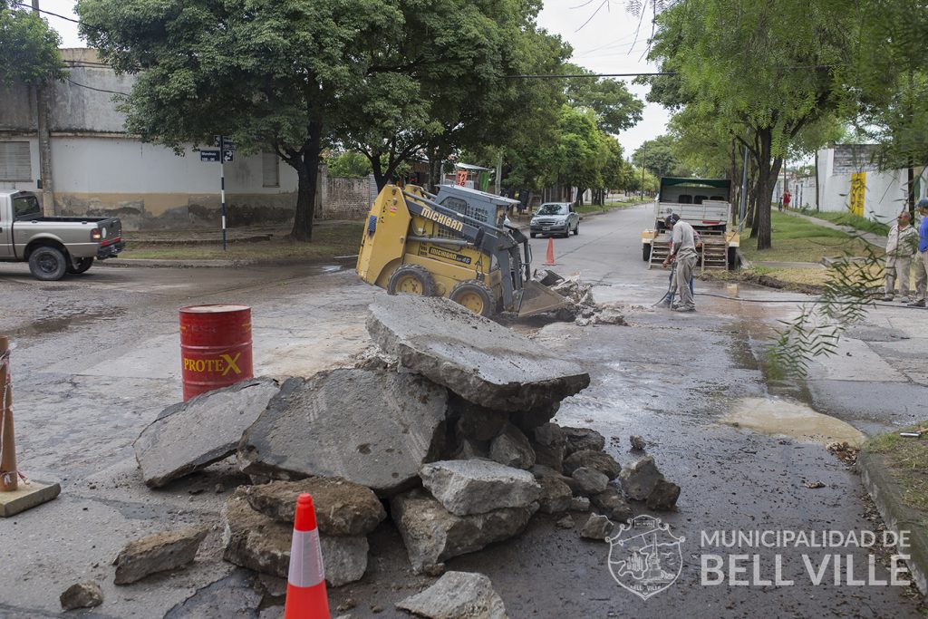 Por obras, se restringe el tránsito vehicular en la esquina de Córdoba y Mendoza