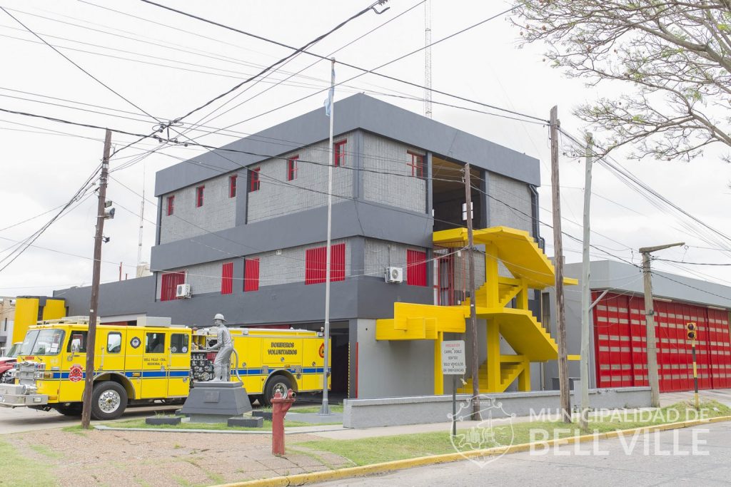 Bomberos Voluntarios de Bell Ville celebra 72 años de vida en favor de los demás