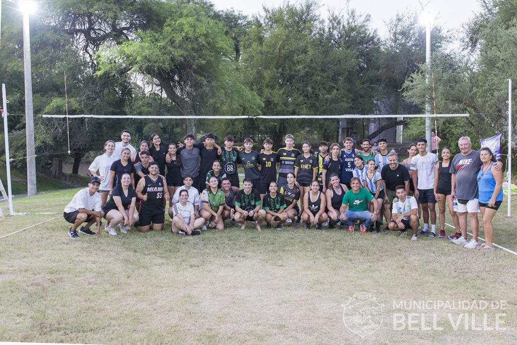 Con gran éxito se reeditó el fin de semana el tradicional torneo de vóley en el Diquecito de la Reserva Natural