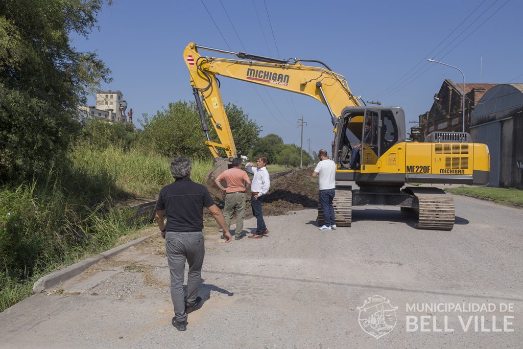 Se sigue con intervenciones en los canales de desagües