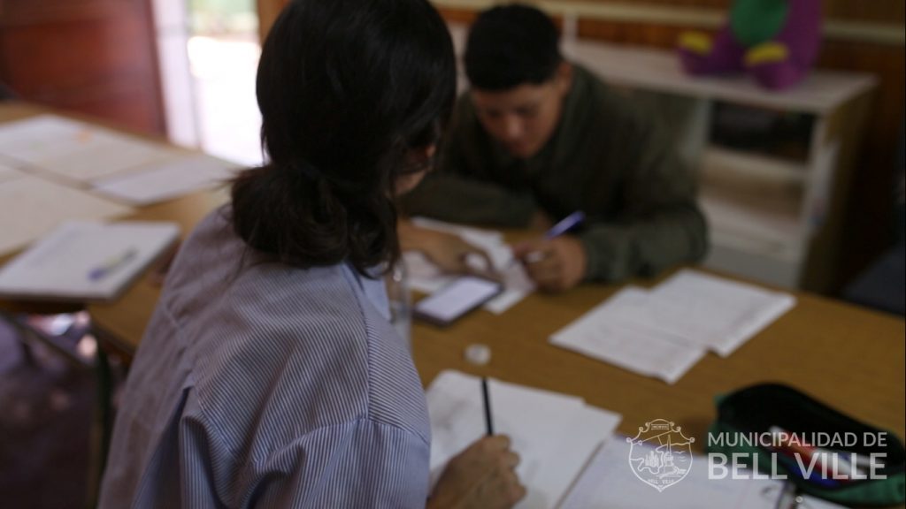 Con actividad plena se desarrollan las clases de apoyo escolar para estudiantes de nivel secundario