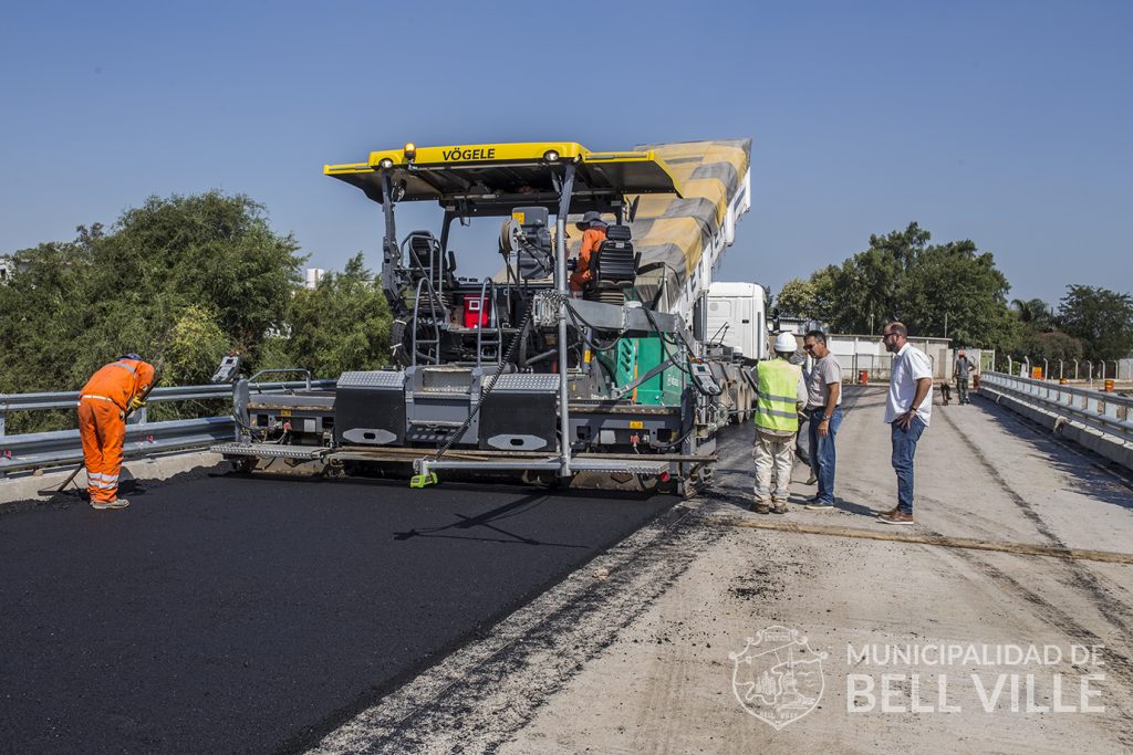 El sábado se cumplió el asfaltado del Puente del Este y el acceso Norte con 800 metros de extensión