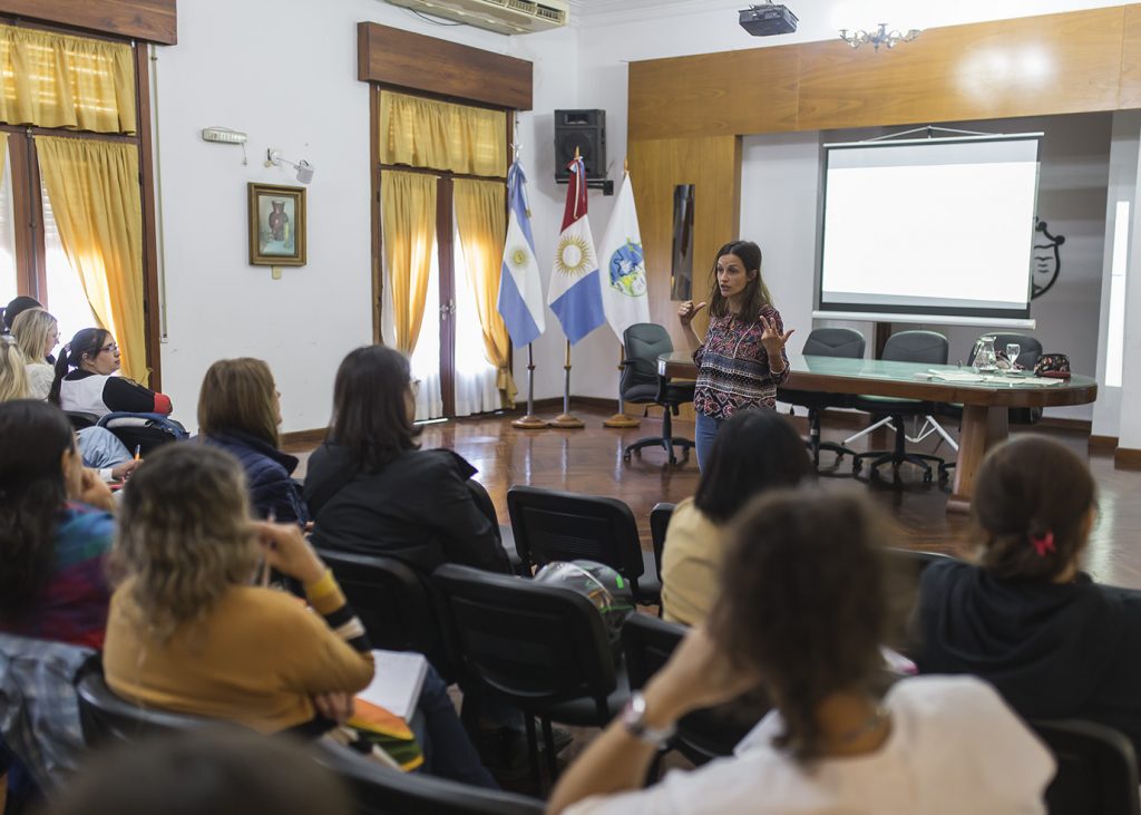 Docentes conocieron la propuesta ambiental de EcoAcción