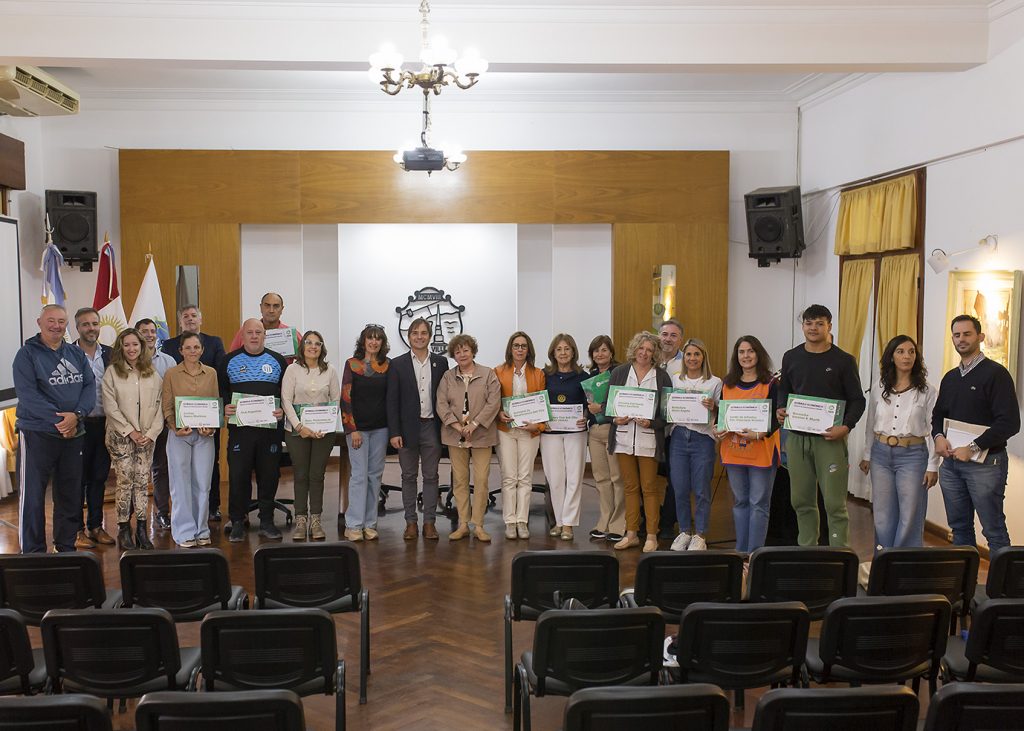 Se entregaron estímulos económicos por casi $ 6.000.000 provenientes del Sistema de Estacionamiento Medido
