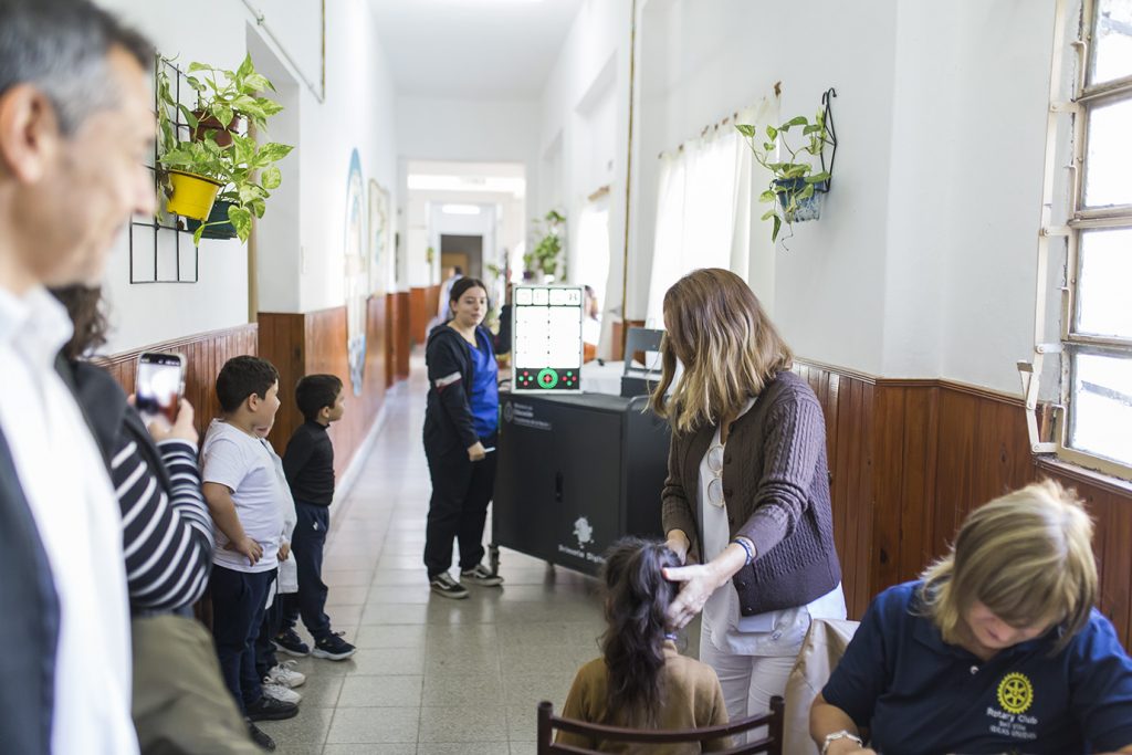 Por décimo año, Rotary Club Ideas Unidas y Municipalidad iniciaron el operativo “Ver para aprender”