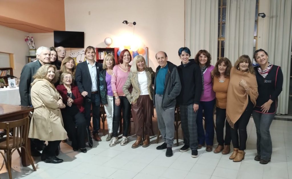 Con la presentación de un libro y música, la Biblioteca Popular Cárcano celebró sus 118 años