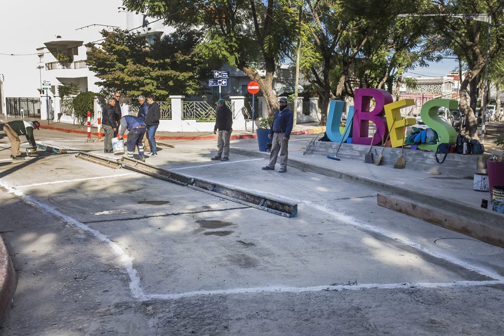 Está culminando la obra de bacheo en la esquina de calles Tucumán y Pellegrini