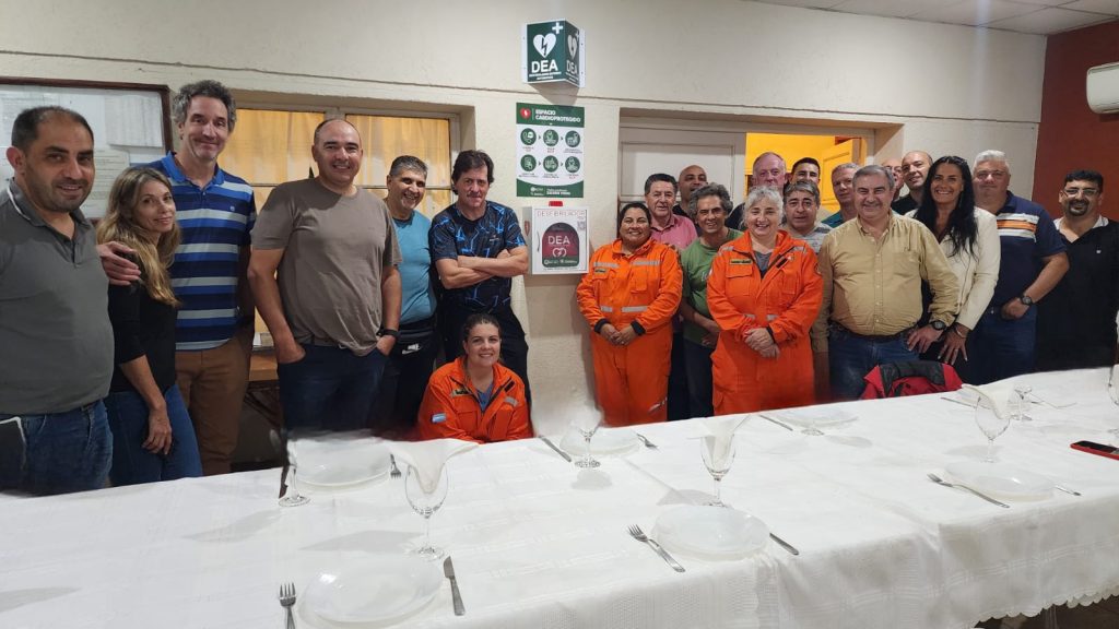 Se multiplican las capacitaciones en primeros auxilios y uso del desfibrilador externo automático DEA