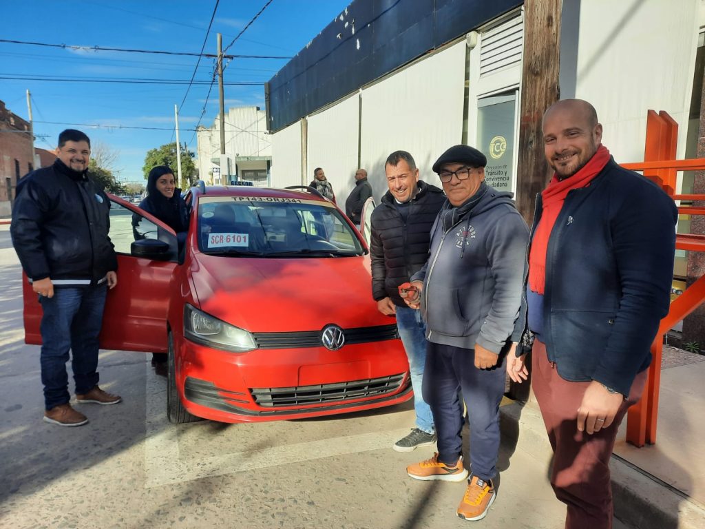Todos los propietarios de remises cumplieron con el reempadronamiento exigido por el municipio