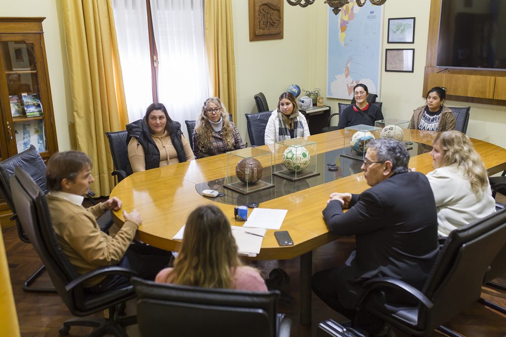 Convenios con CEIJA y Universidad Fasta permiten más pasantías laborales en la Municipalidad