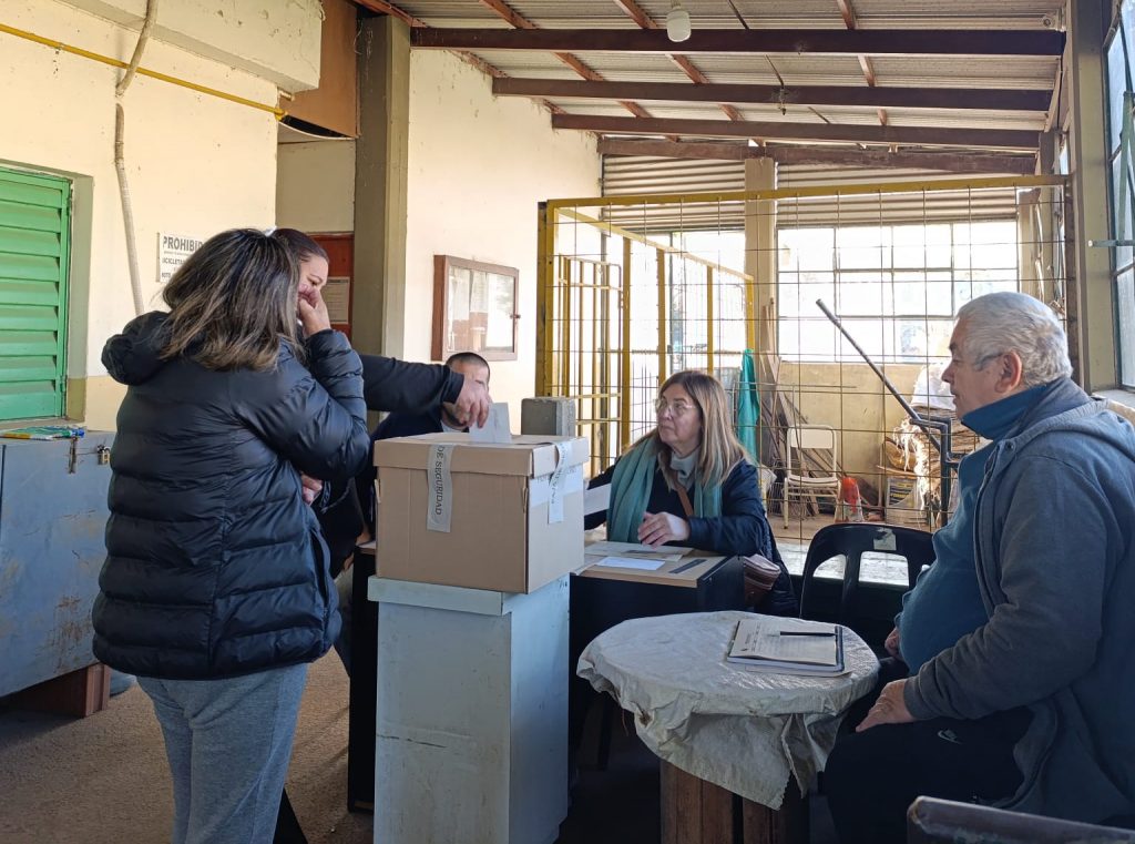 La lista encabezada por Luciano Carballo se impuso en las elecciones del Centro Vecinal Malvinas Argentinas