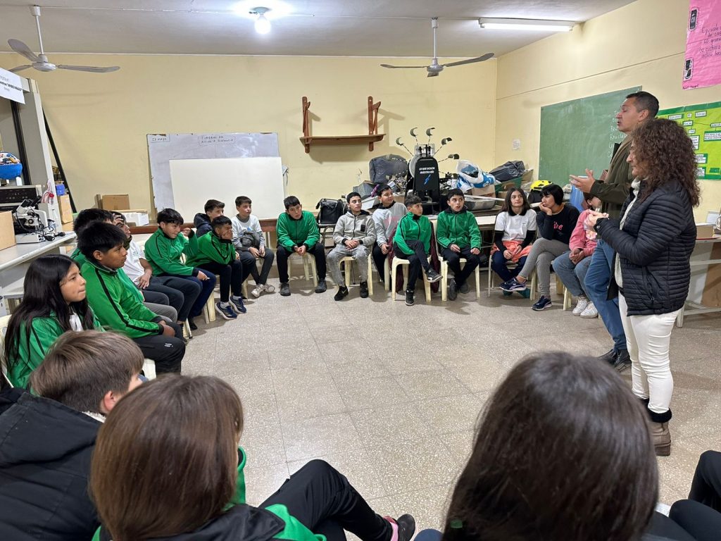 Desde la Dirección de Salud se avanza en las escuelas con los “Talleres de Emociones en la Adolescencia”