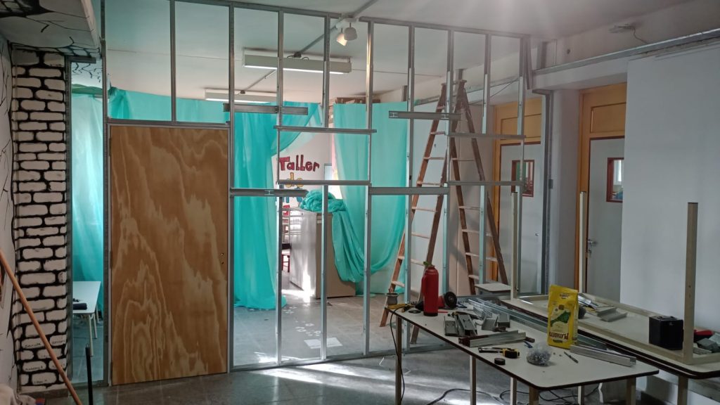 La Municipalidad sigue haciendo mantenimiento en escuelas