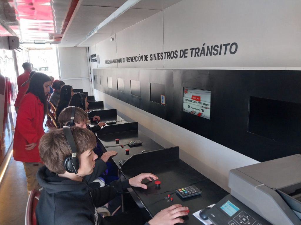 Testeá tu aptitud para manejar con el programa “Rutas en Rojo” de Sancor Seguros