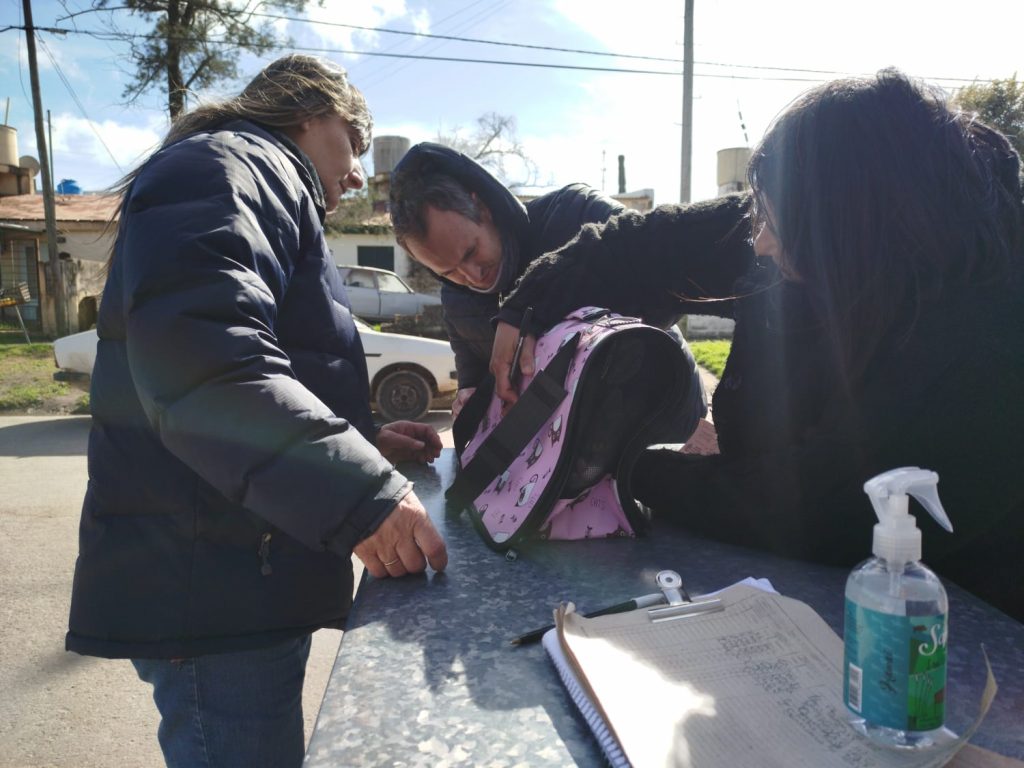 Cierra la campaña de vacunación antirrábica de perros y gatos: el jueves será en Tierras Emilio