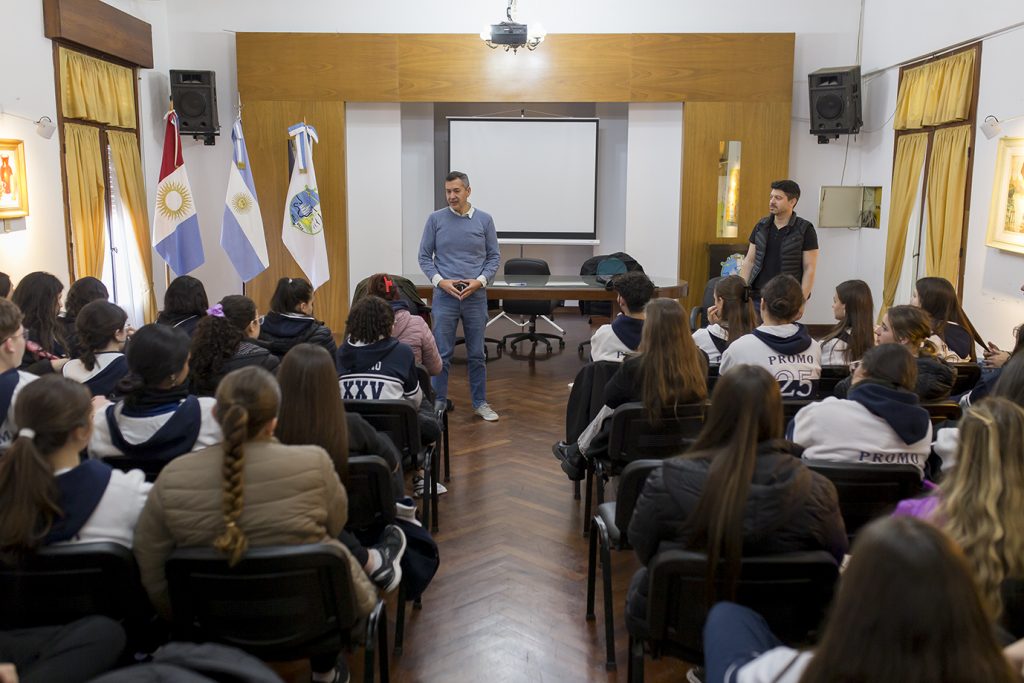 Salud Pública sigue dictando talleres sobre adicciones