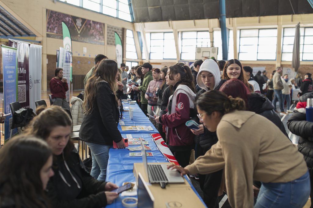 Jóvenes de Bell Ville y la zona participaron de la 10ª edición de la Expo-Educativa